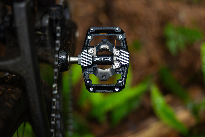 XTR ビンディングペダル PD-M9220 シマノ SHIMANO PD-M9220 XTR SPD 左右ペア CL-MT001付属 : 物