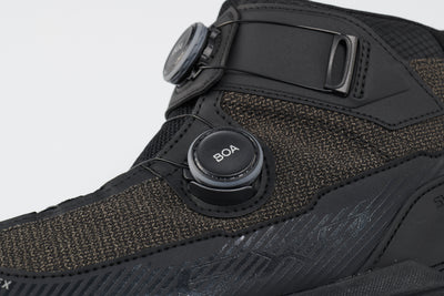 #カラー_ブラック