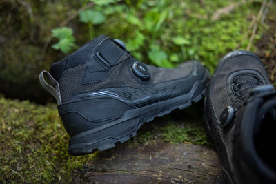 #カラー_ブラック